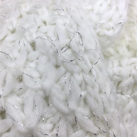 2 Scarf Lot BCBGeneration Infinity Knit Handmade Metallic Ruffle Lace Minimalist - Picture 14 of 15